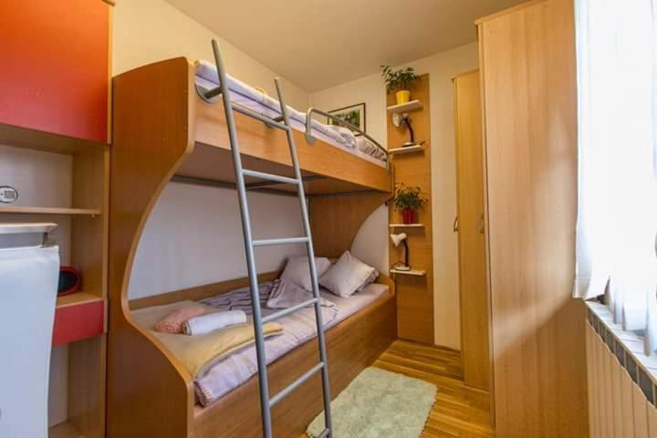 Apartman Sunny Lika Gospic Bagian luar foto